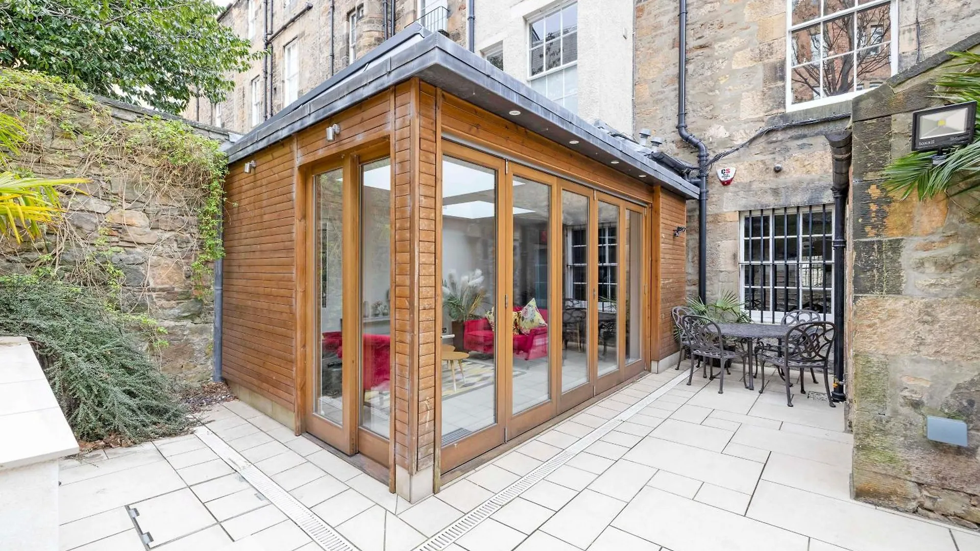 Joivy Ultra Luxe Home Near Princes Street Edinburgh Lejlighed